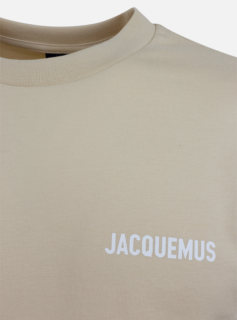 T-shirt logo