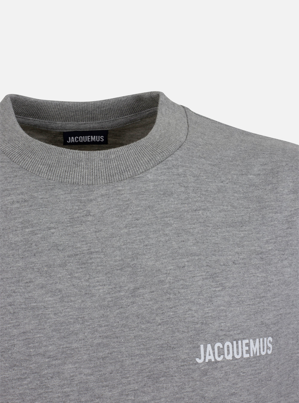 T-shirt logo