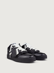 Sneaker Floating Arrow