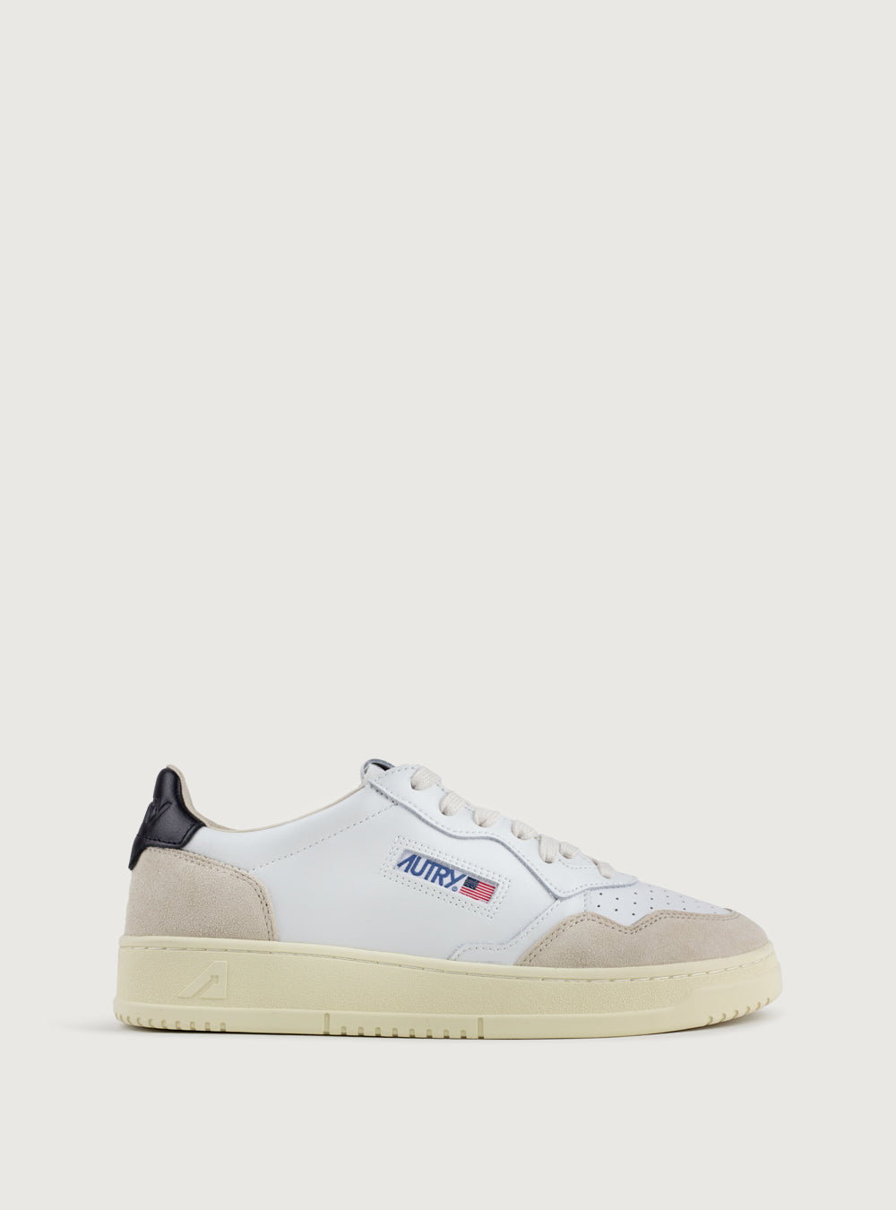 Medalist Low Sneaker