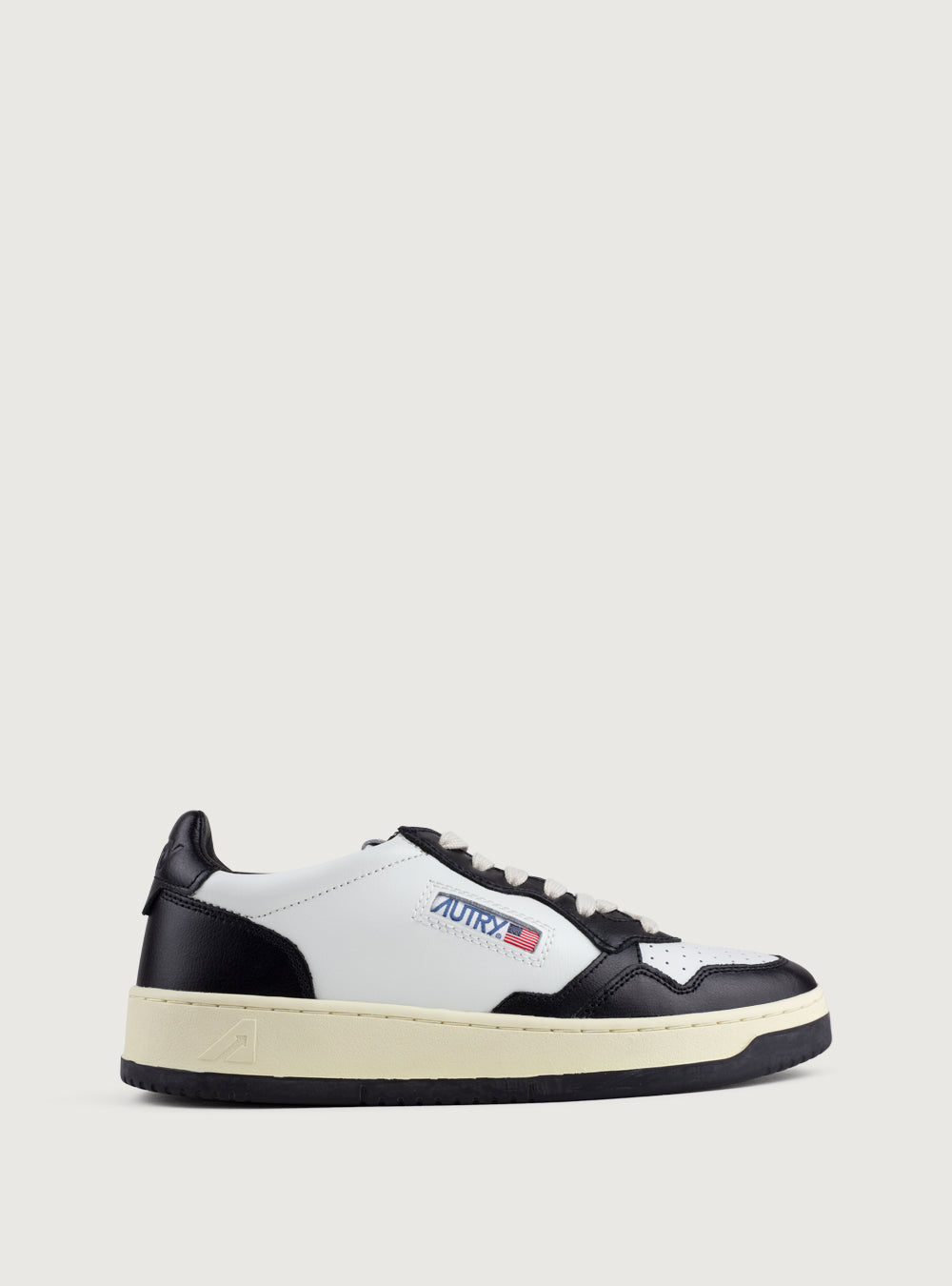 Medalist Low Sneaker