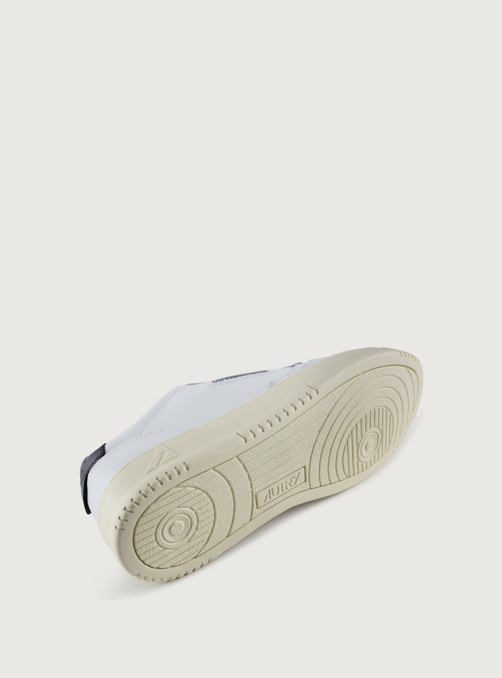 Medalist Low Sneaker