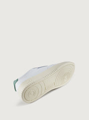 Medalist Low Sneaker