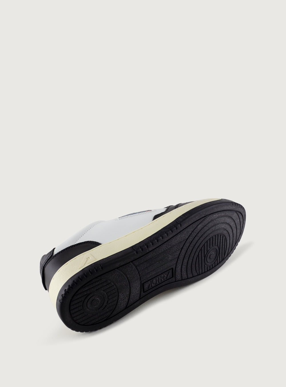 Medalist Low Sneaker