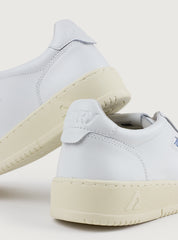 Medalist Low Sneaker