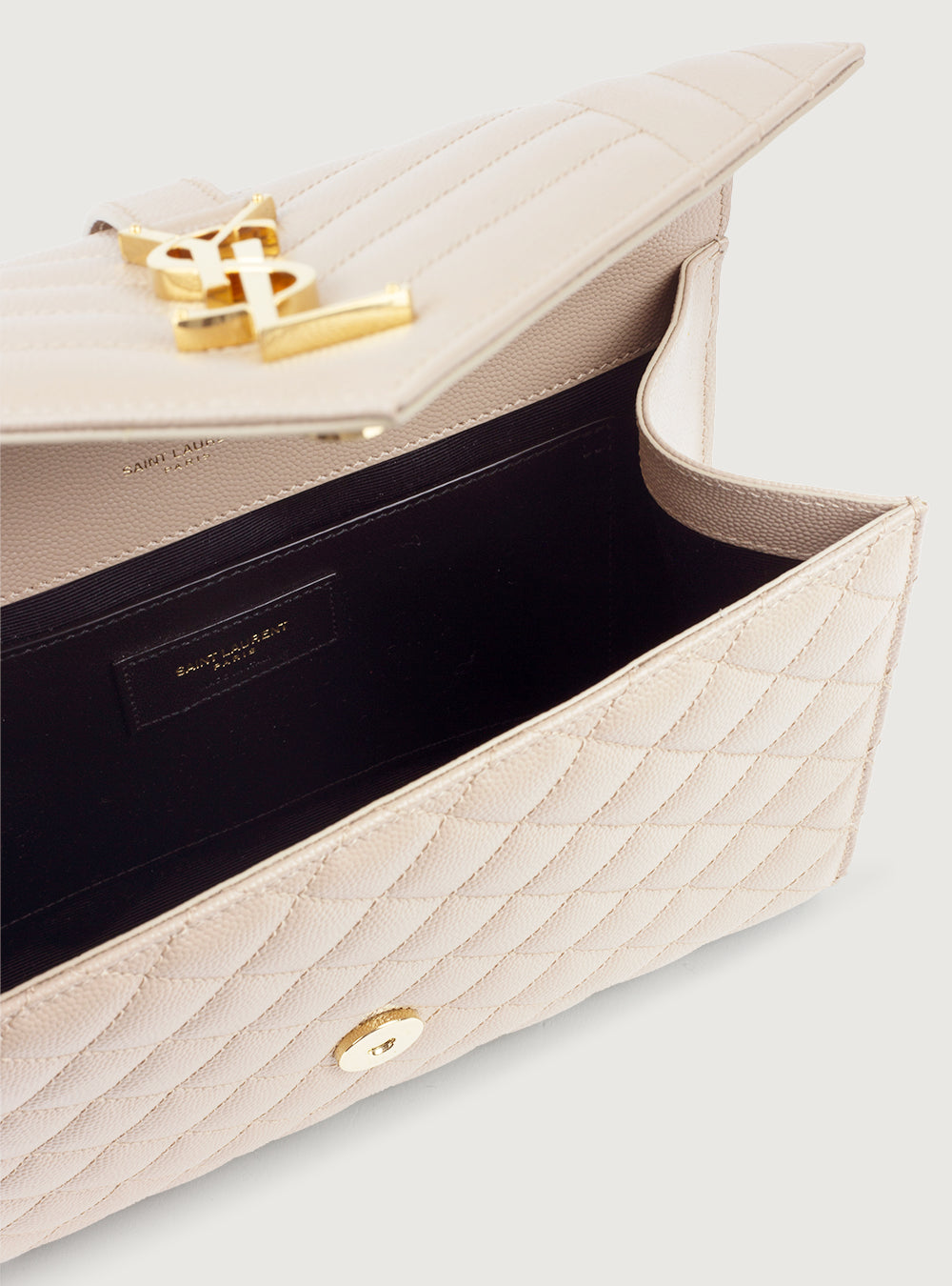 Envelope Medium