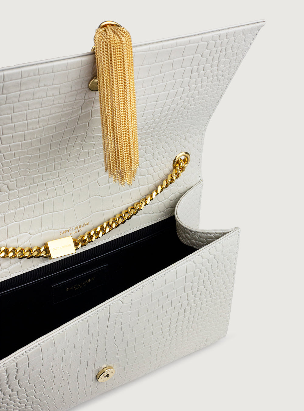 Kate Tassel Medium