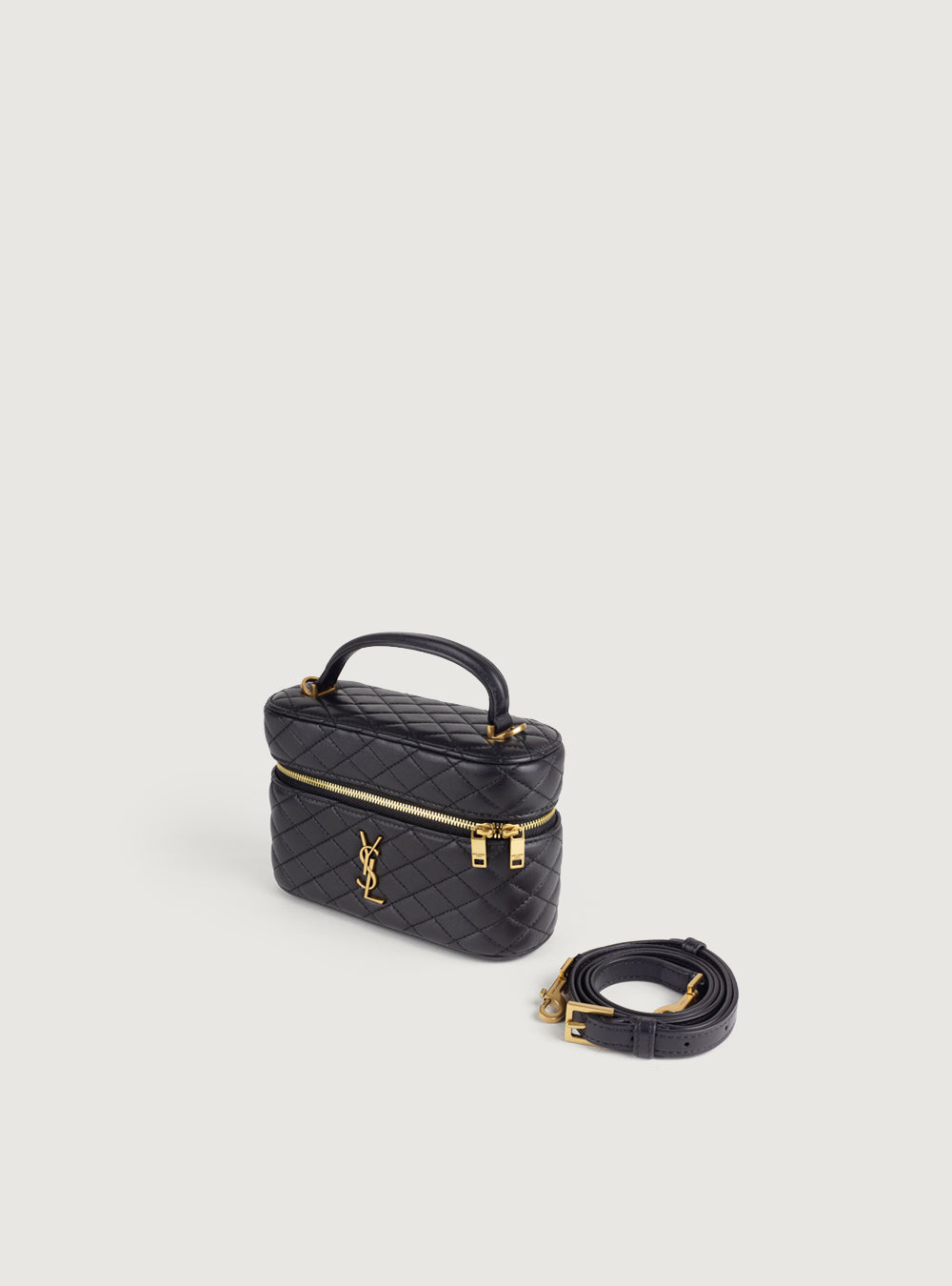 Gaby Vanity Medium